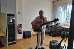 20250908_140704947_iOS